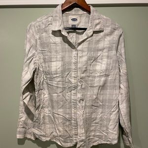 Old Navy White + Grey Flannel 🍂